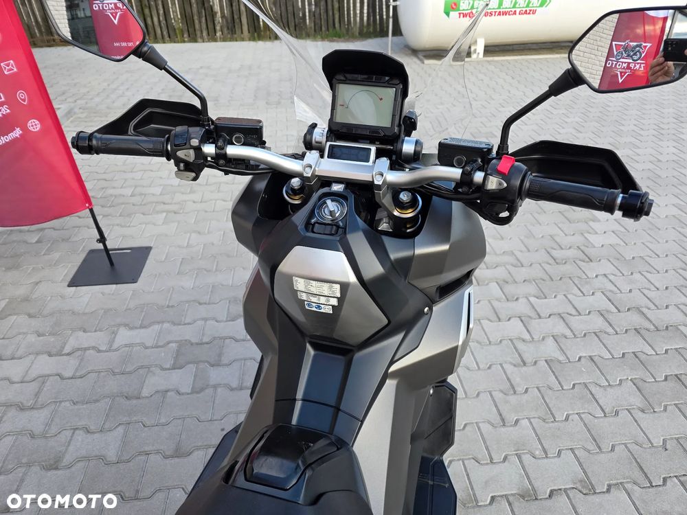 Honda X-ADV - 16