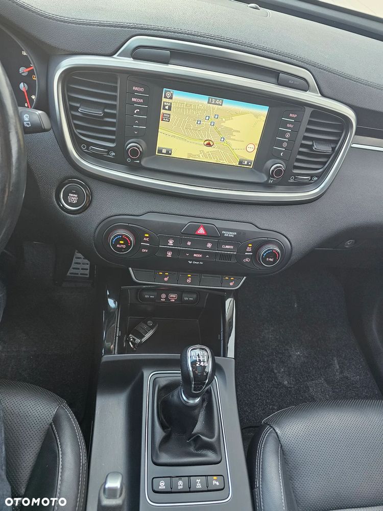 Kia Sorento 2.2 CRDi AWD Edition 7 - 35