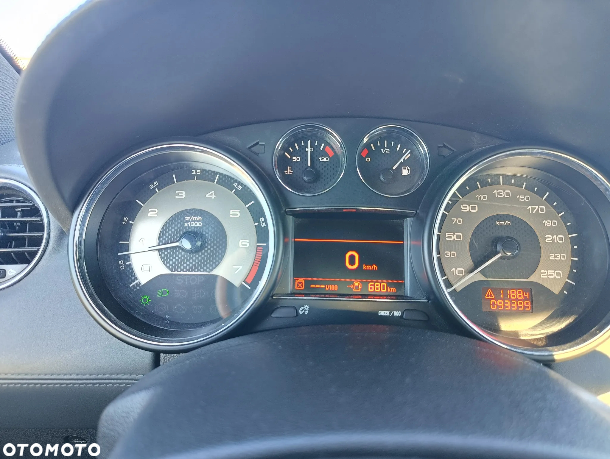 Peugeot RCZ 1.6 THP - 16