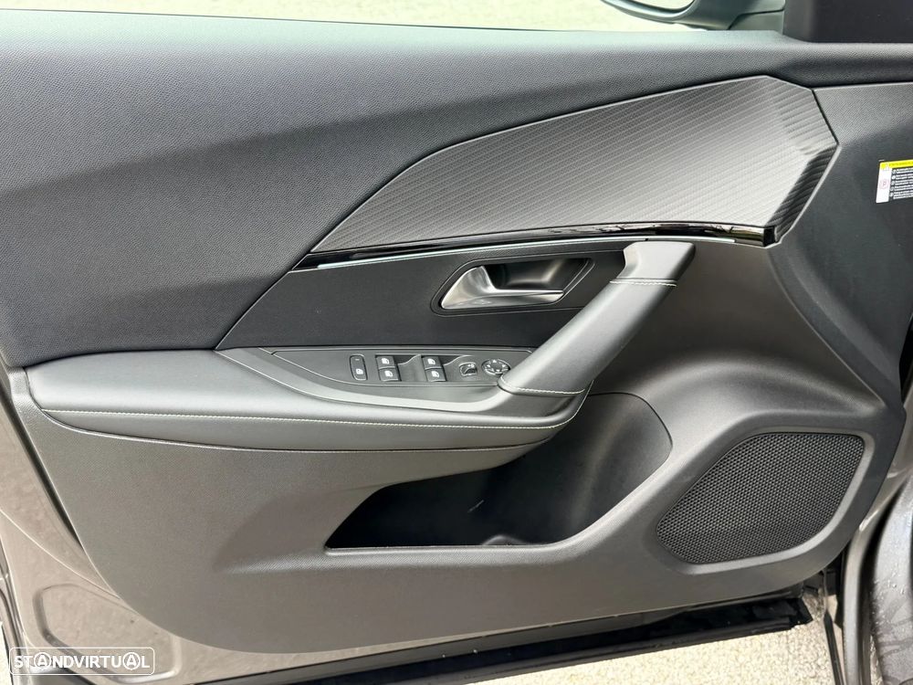 Peugeot 2008 1.5 BlueHDi GT Pack EAT8 - 7