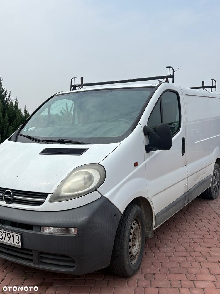 Opel Vivaro - 1
