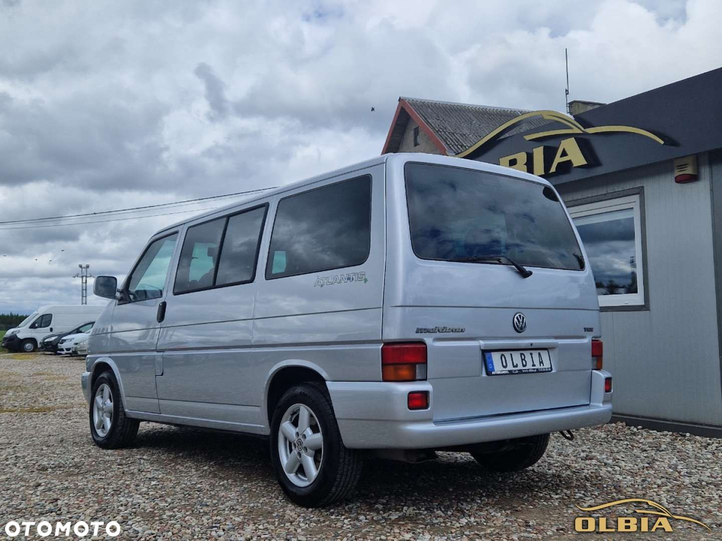 Volkswagen Multivan - 15