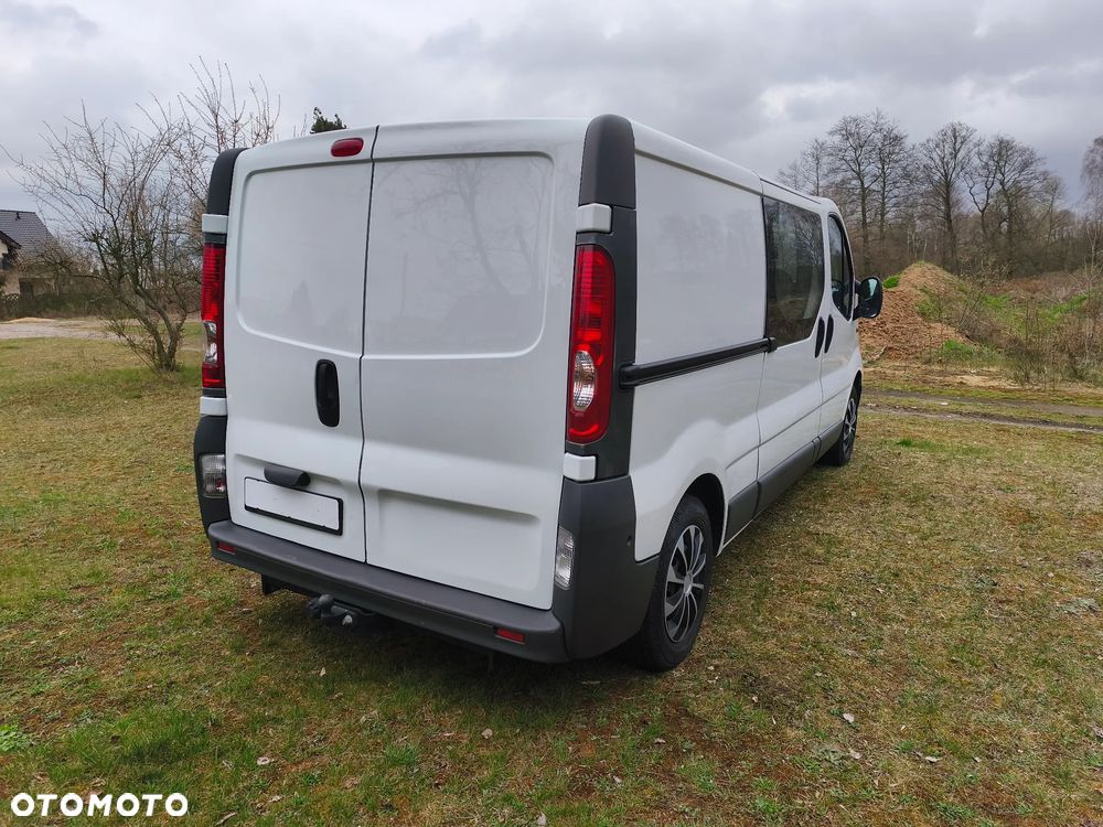 Opel VIVARO - 14