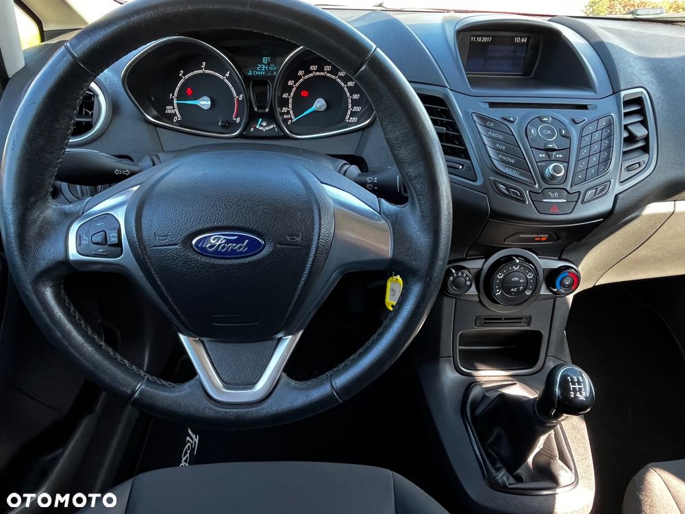 Ford Fiesta 1.5 TDCi ST&St Titanium - 25