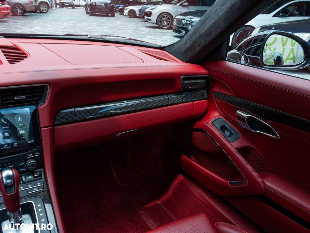 Porsche 911 - 32