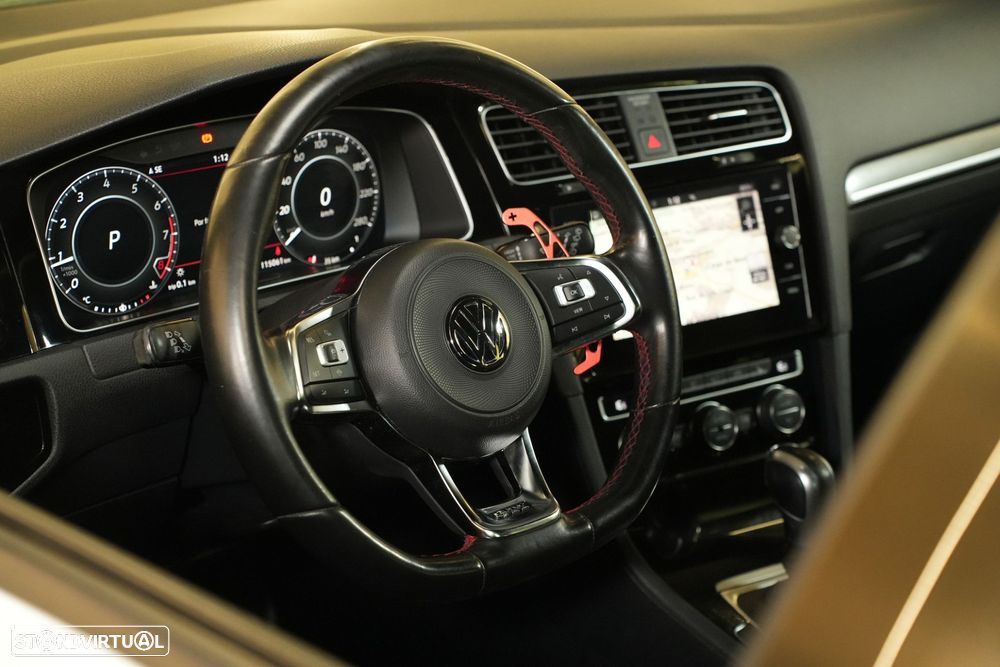 VW Golf 2.0 TSI GTI DSG - 30