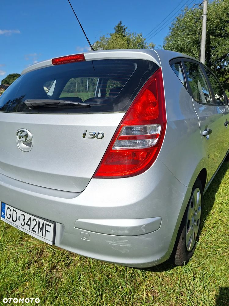 Hyundai i30 1.4 Base - 9
