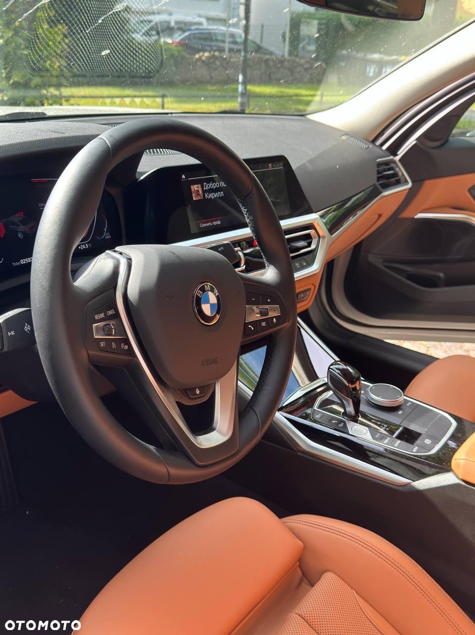 BMW Seria 3 320i Sport Line - 12