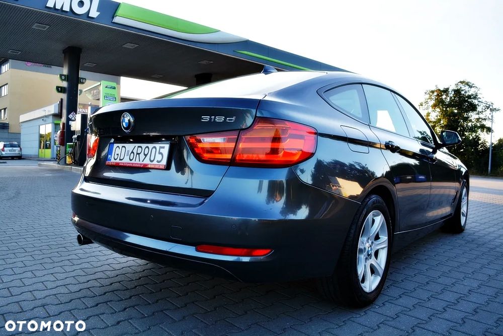 BMW 3GT 318d Modern Line - 38