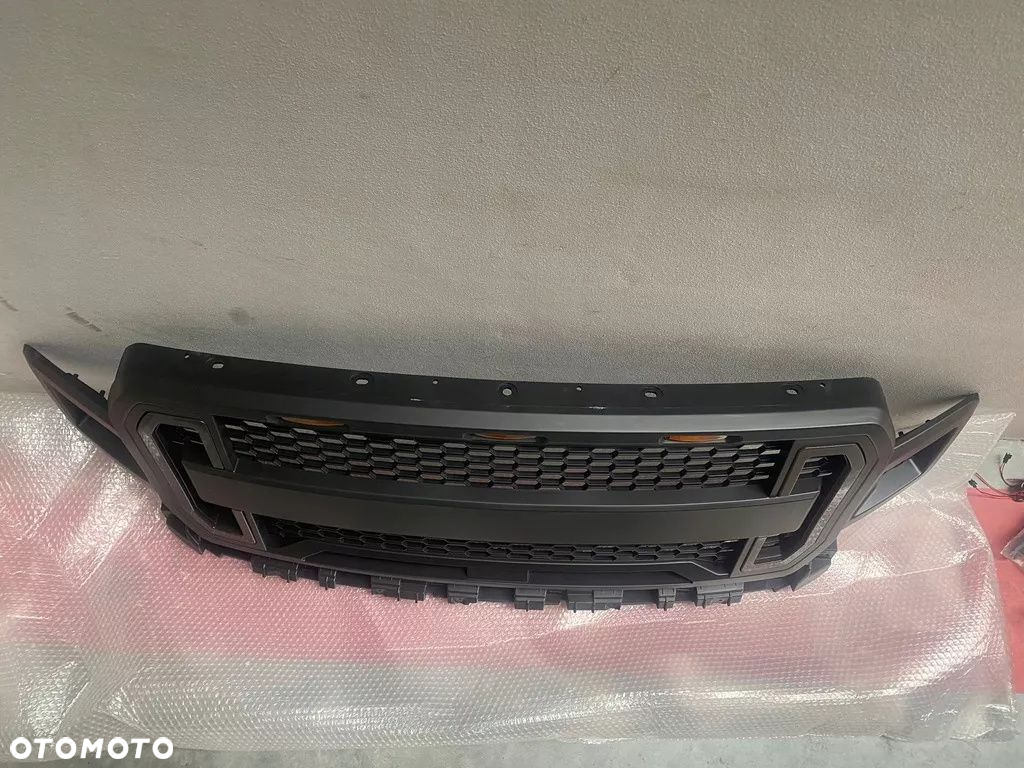 Grill (atrapa, kratka) Ford F150 2018-21, Styl Roush - 3
