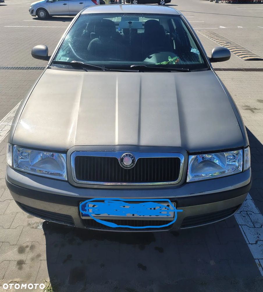 Skoda Octavia 1.6 Classic EU5 - 2