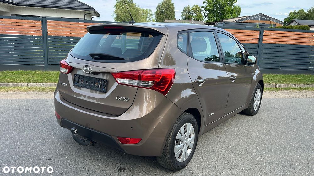 Hyundai ix20 1.4 Comfort - 4