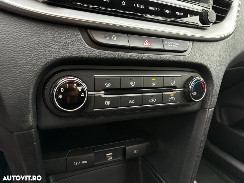 Kia Ceed - 19