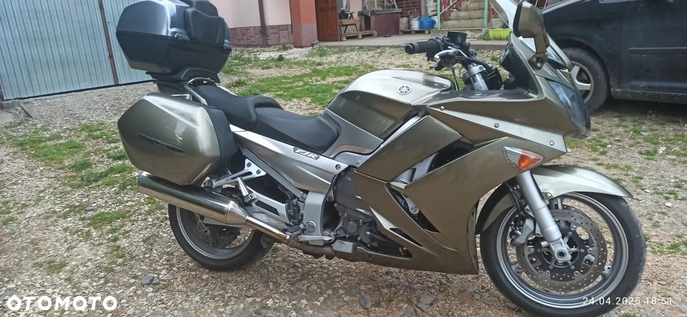 Yamaha FJR - 1