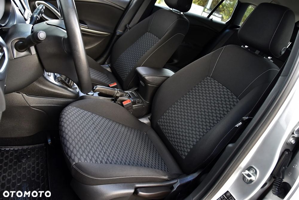 Opel Astra 1.6 CDTI Enjoy S&S - 17