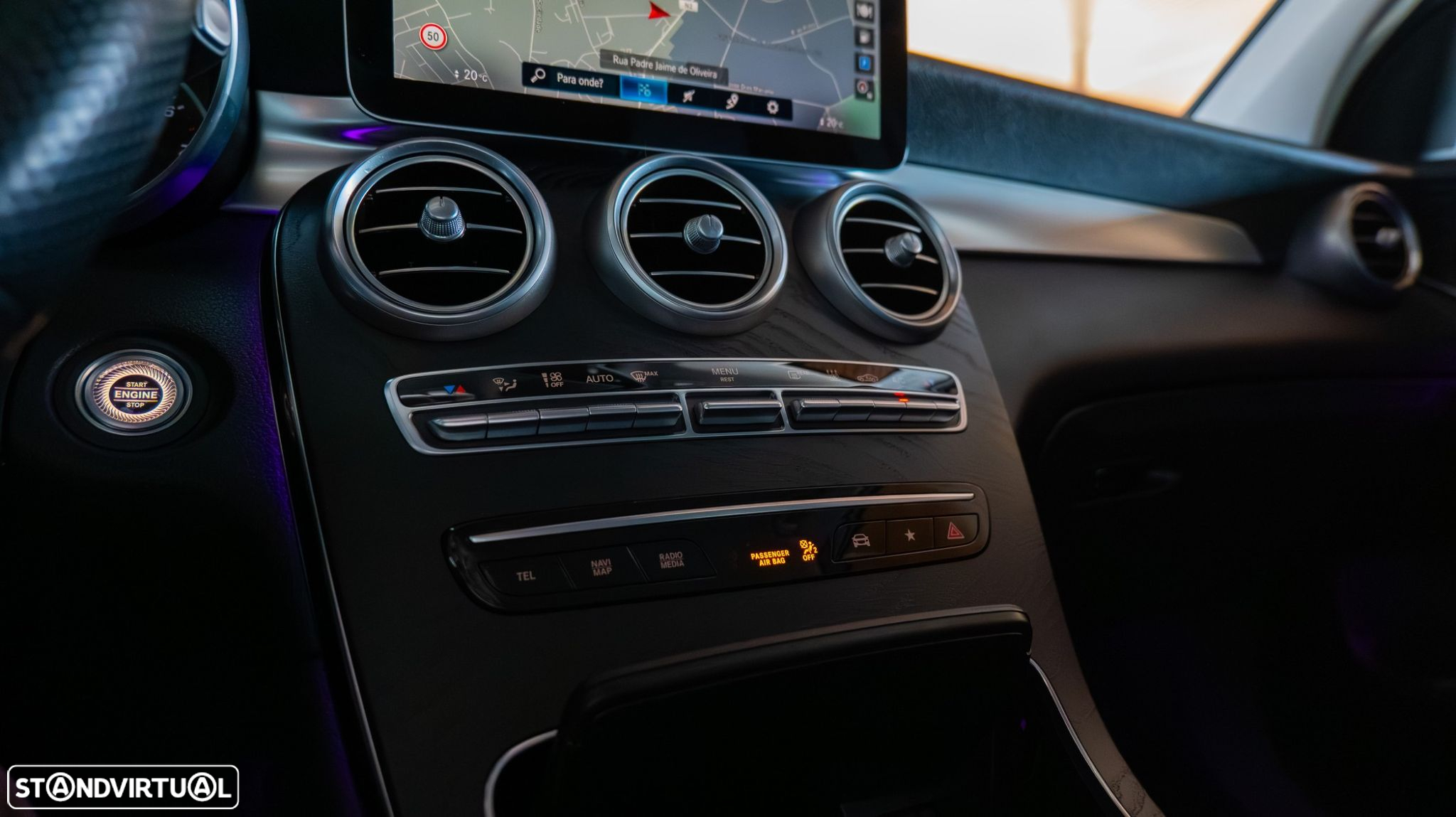 Mercedes-Benz GLC 300 e 4Matic 9G-TRONIC AMG Line - 19