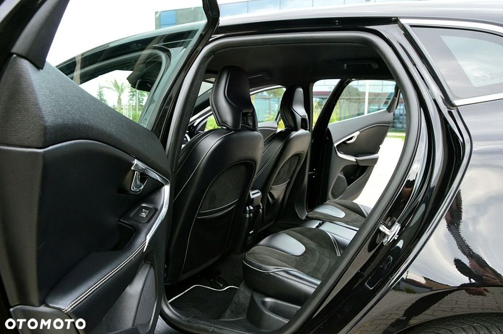 Volvo V40 D2 Drive-E R-Design Kinetic - 25