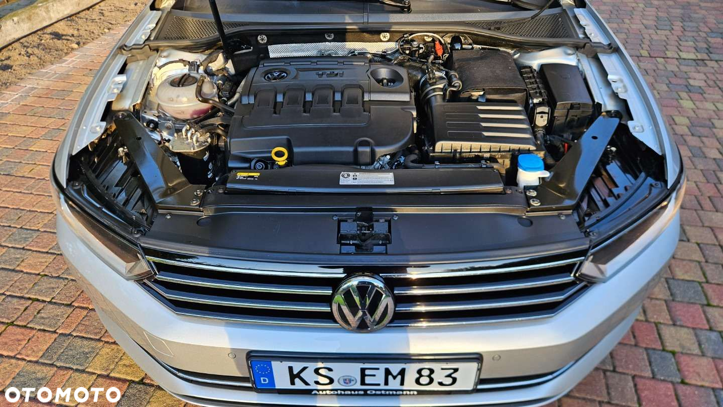 Volkswagen Passat Variant 2.0 TDI SCR Trendline - 26