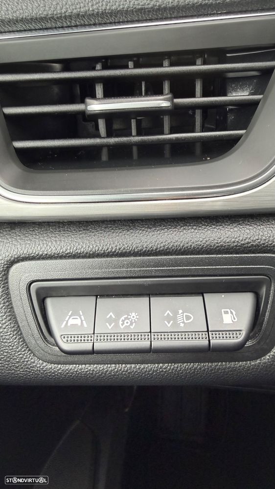 Renault Captur 1.6 E-Tech Plug-In Intens - 22