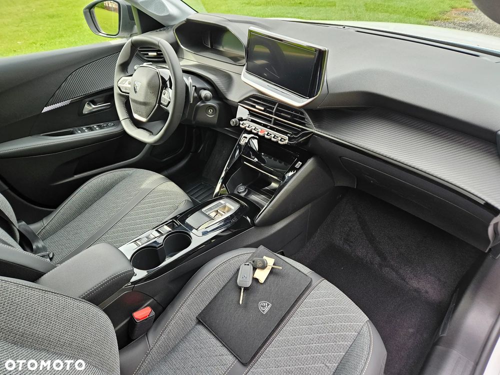 Peugeot 208 1.2 mHEV Active - 11