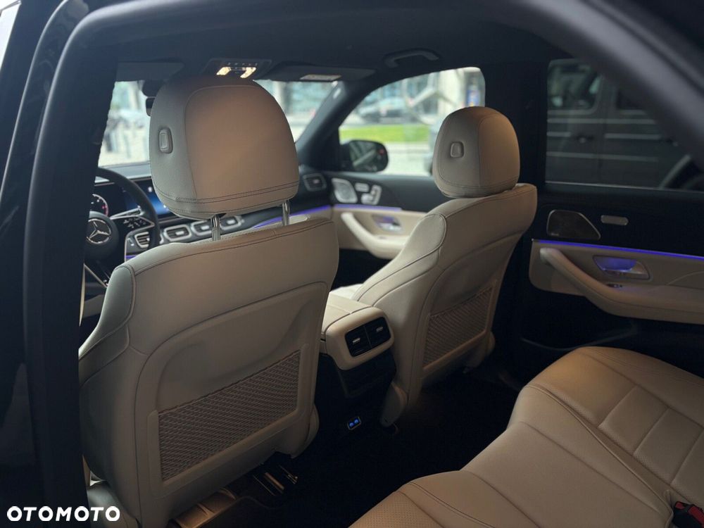 Mercedes-Benz GLE - 12