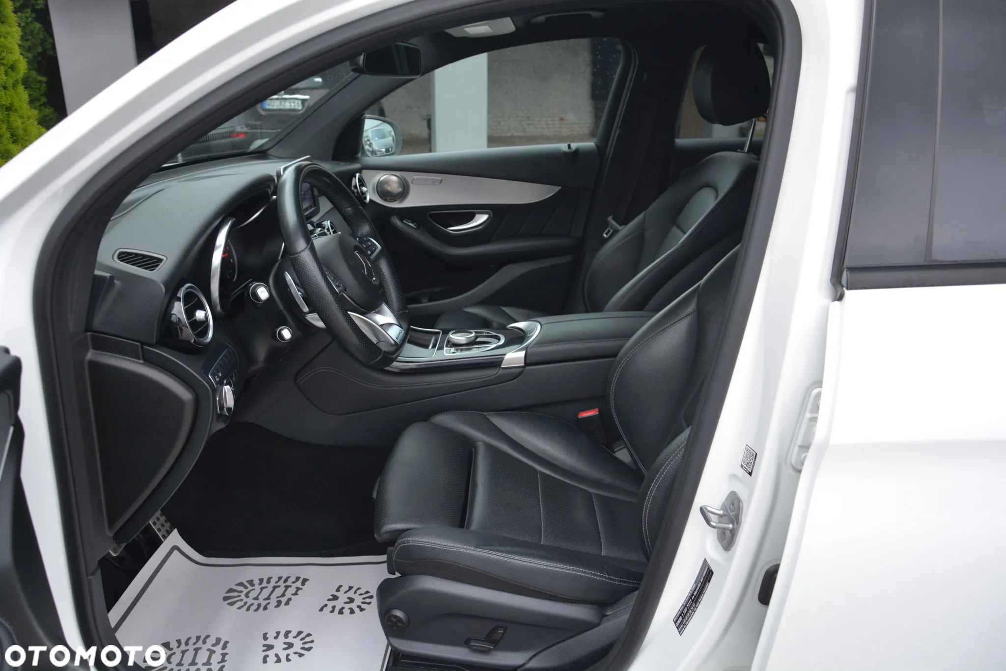 Mercedes-Benz GLC 250 d Coupe 4Matic 9G-TRONIC AMG Line - 16