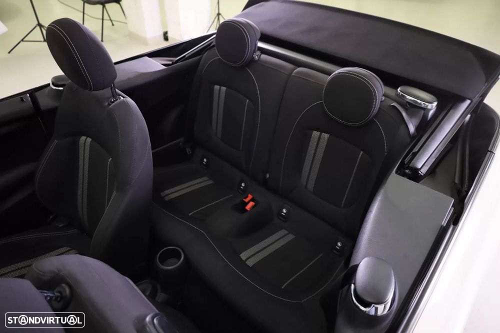 MINI Cabrio One - 28