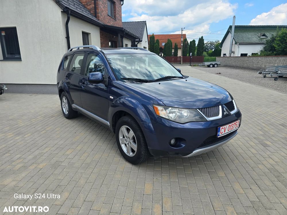 Mitsubishi Outlander 2.0 DI-D Intense - 2