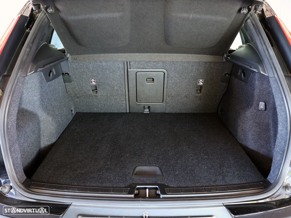 Volvo XC 40 1.5 T5 PHEV Inscription Expression - 12