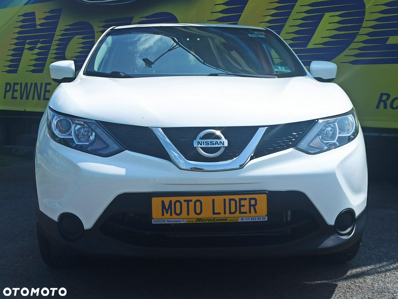 Nissan Rogue - 2
