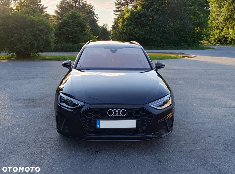 Audi A4 Avant 35 TDI mHEV S Line S tronic - 1