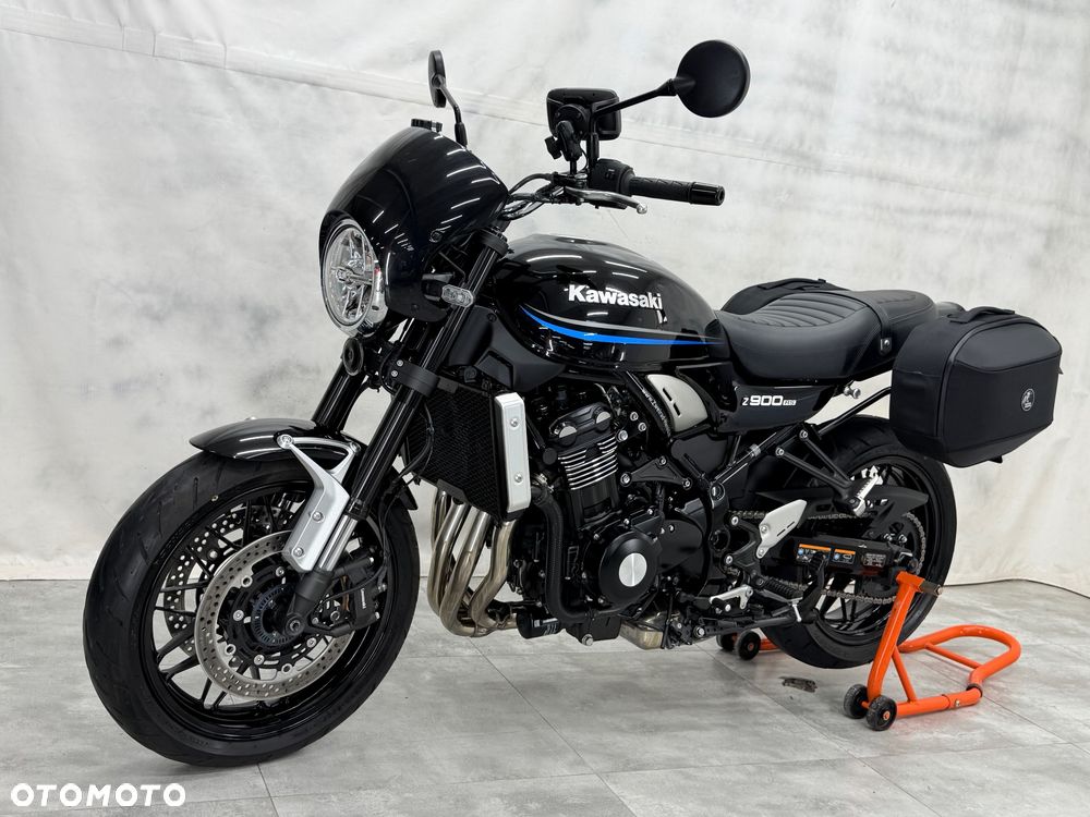Kawasaki Z 900 RS - 2