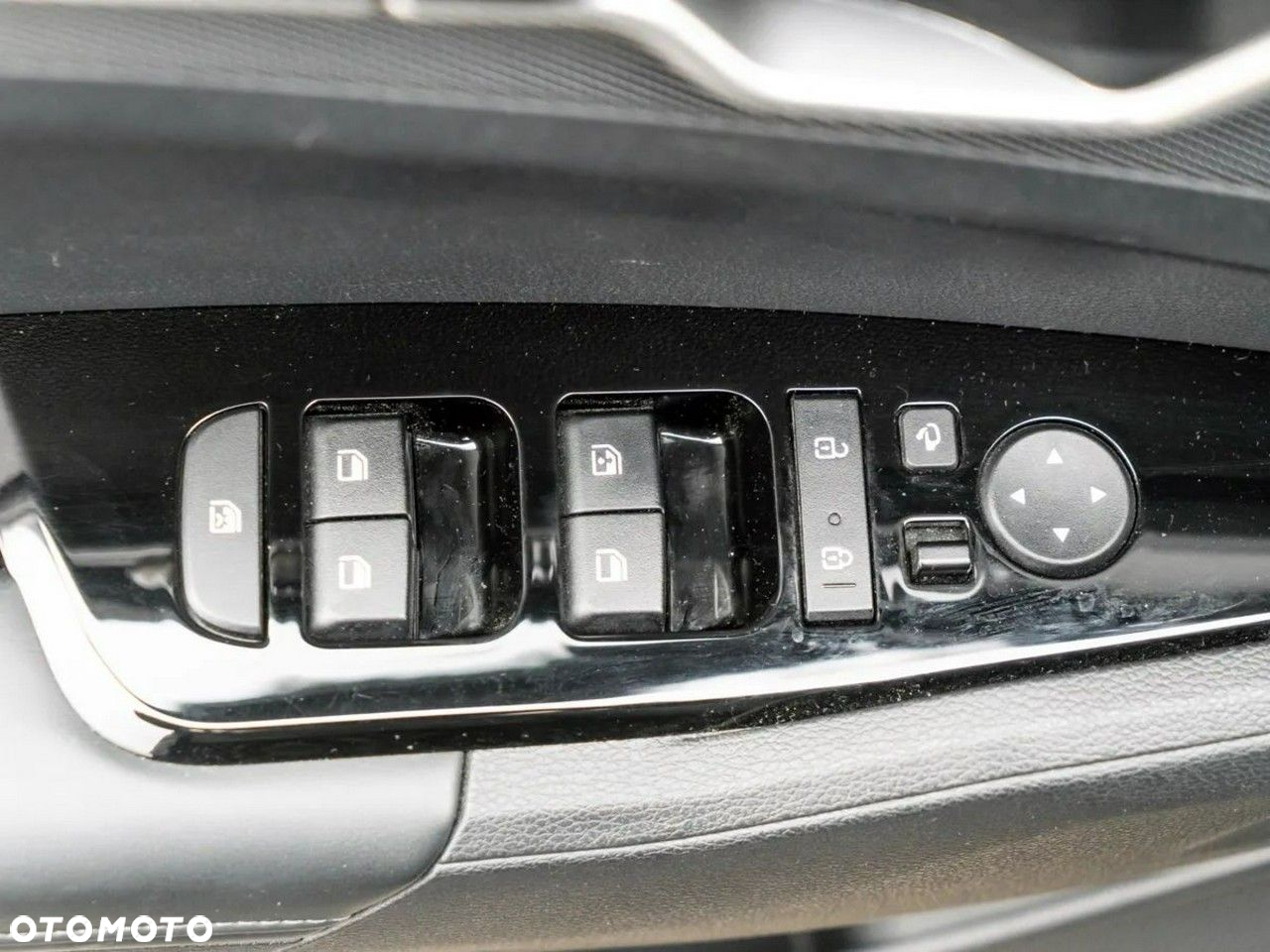 Kia Sportage 1.6 T-GDI HEV L 4WD - 16