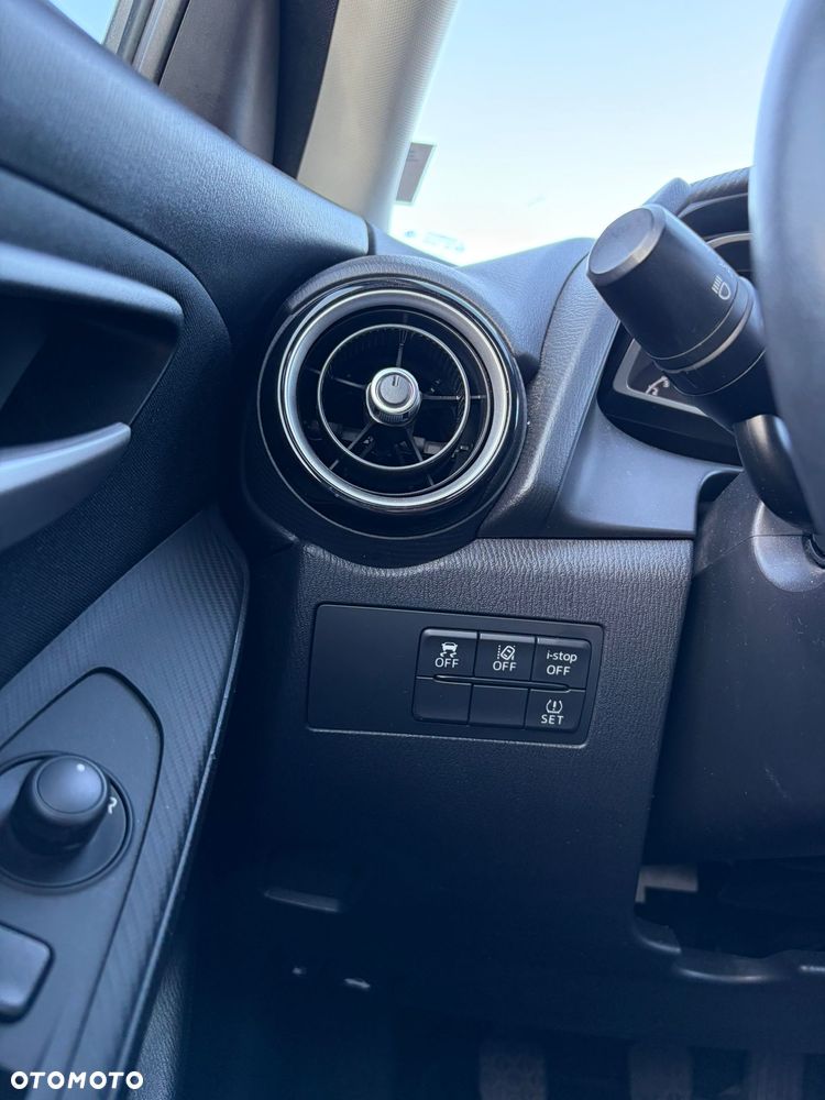 Mazda 2 SKYACTIV-G 90 Exclusive-Line - 17