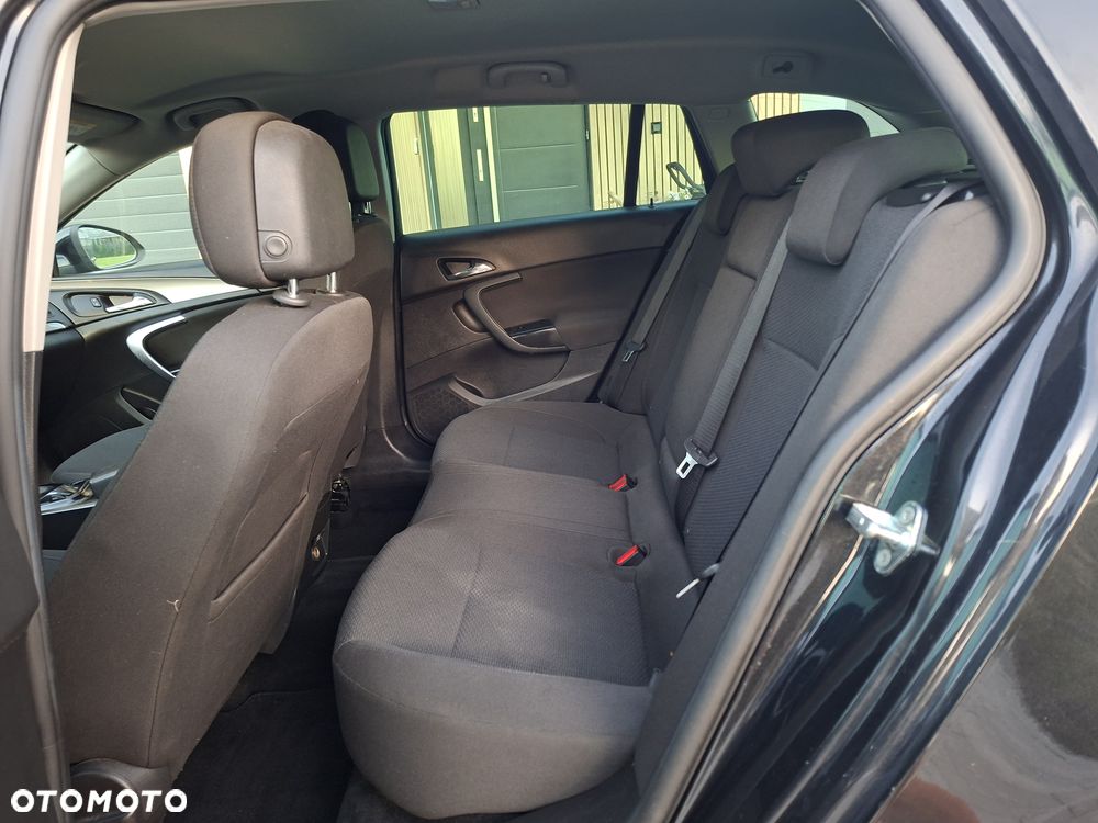 Opel Insignia - 12