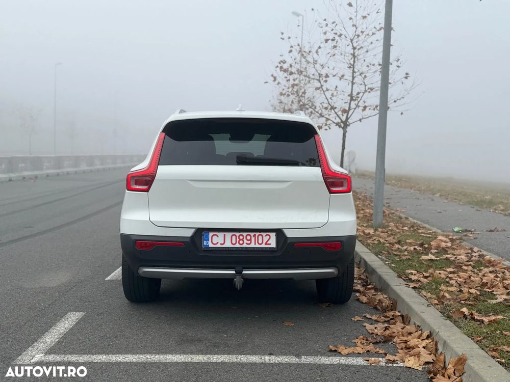 Volvo XC 40 D4 AWD Geartronic Momentum - 7