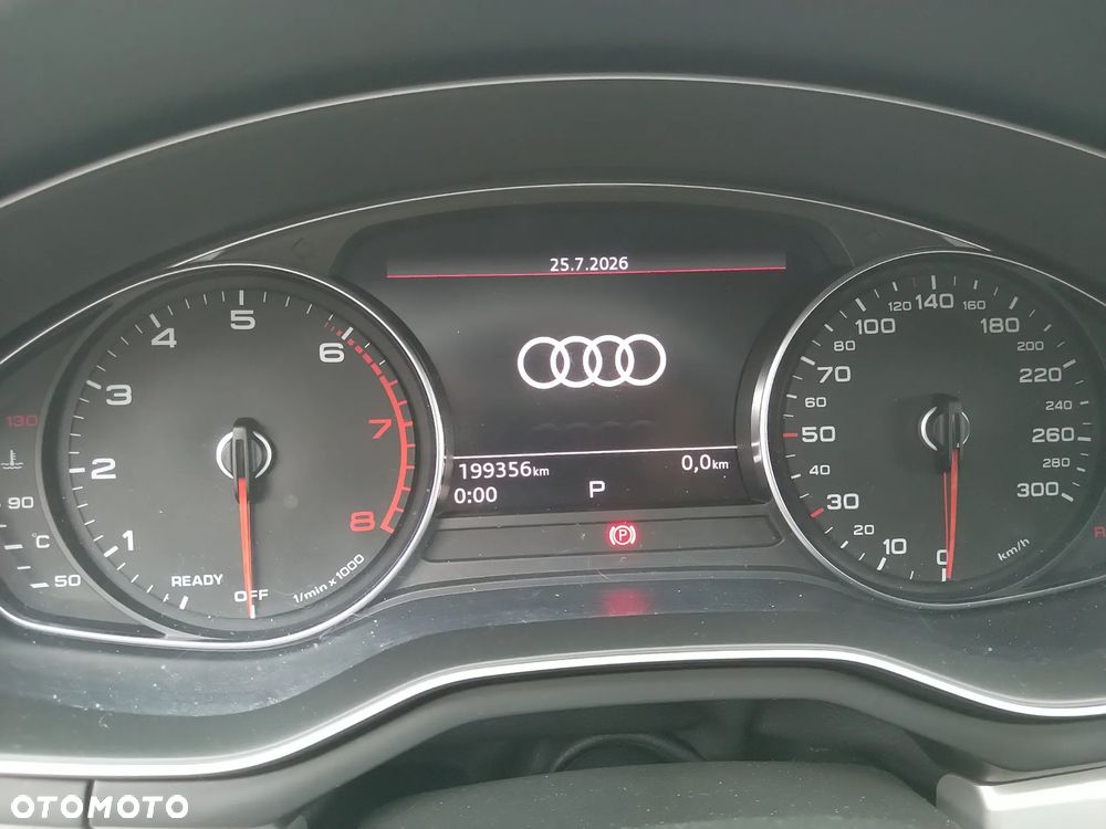Audi A4 Avant 40 TFSI S tronic - 13
