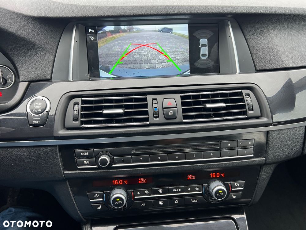 BMW Seria 5 520d - 36