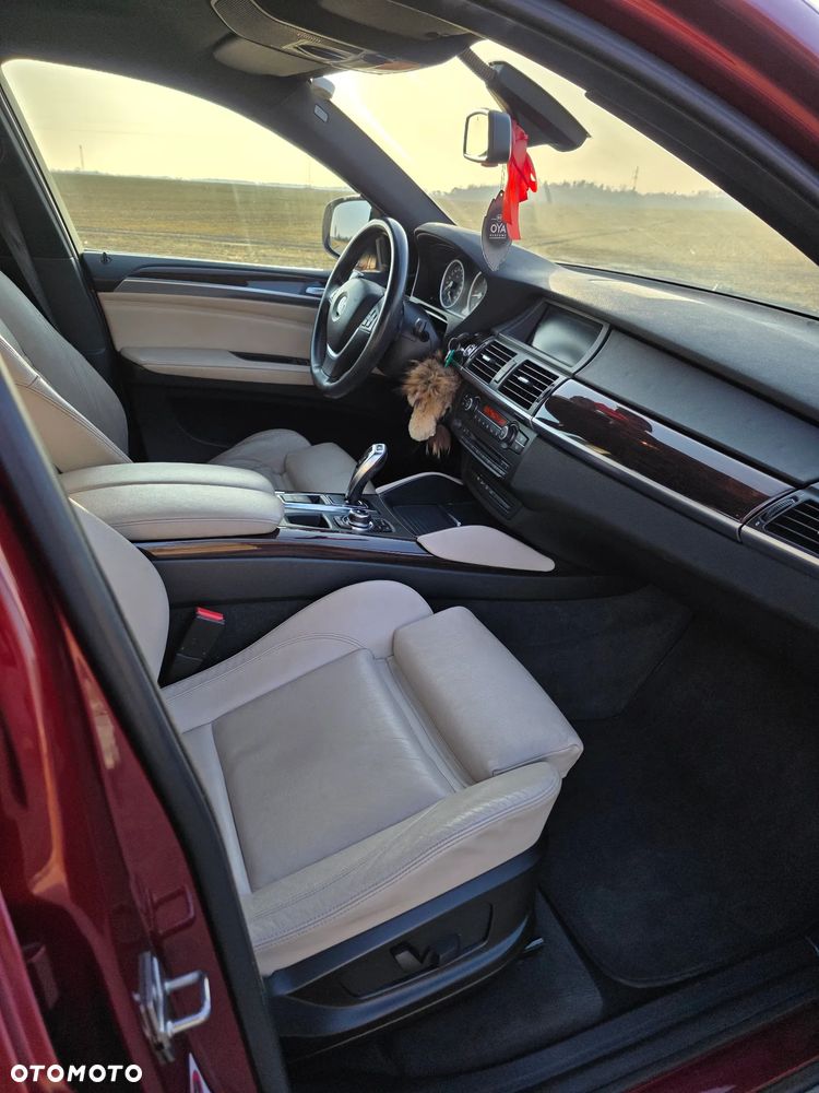 BMW X6 - 26