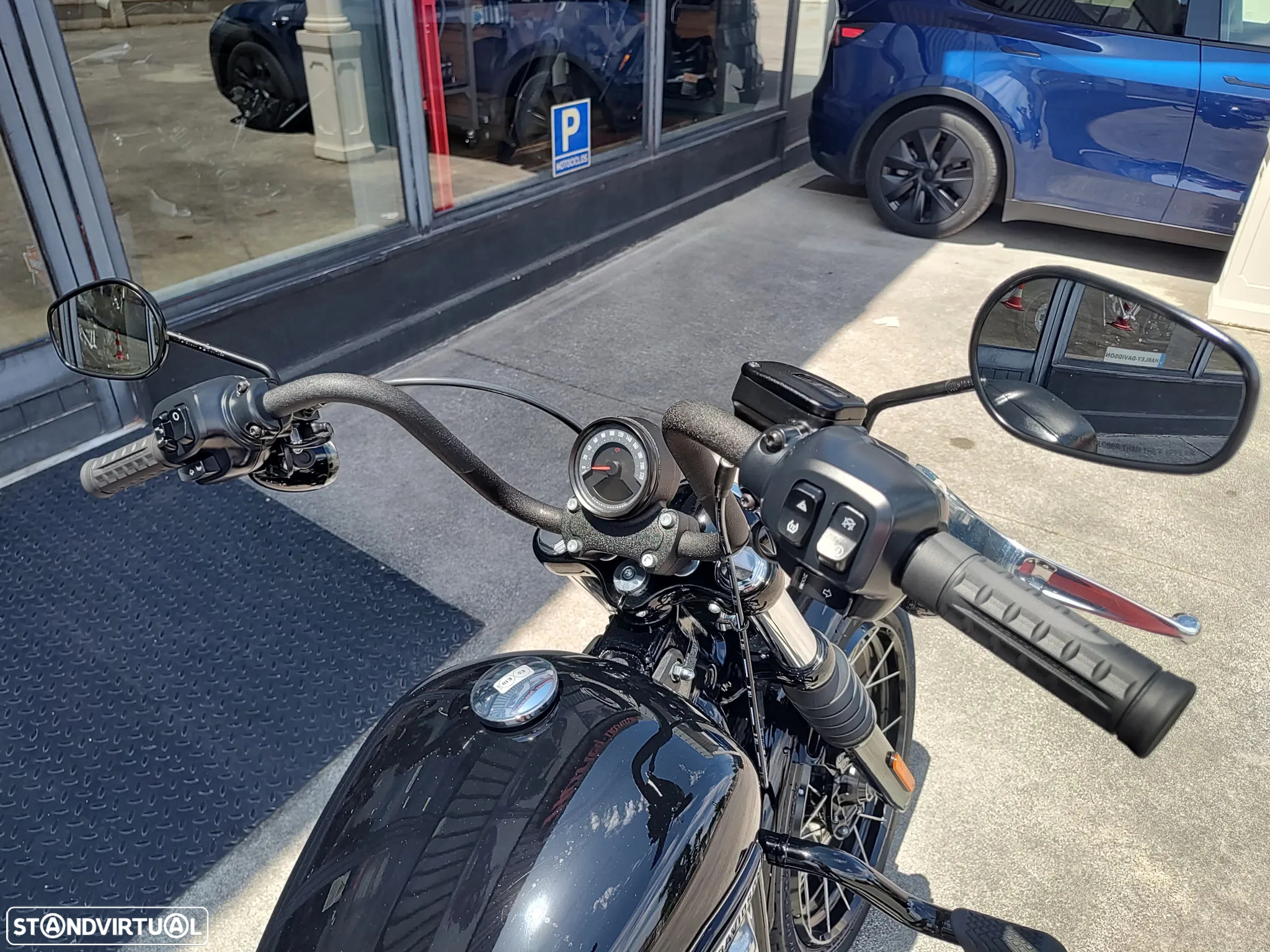 Harley-Davidson Street Bob 117 - 11