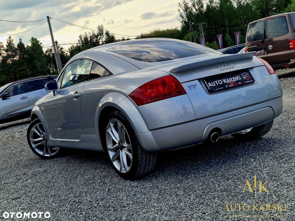 Audi TT Coupé - 17