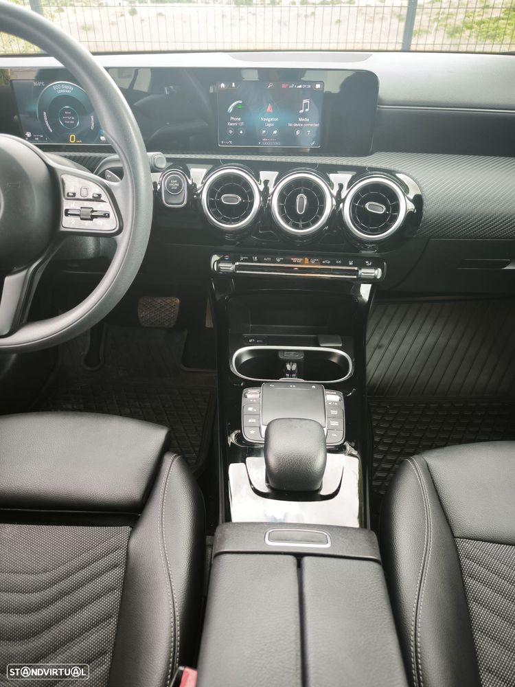 Mercedes-Benz CLA 250 - 12