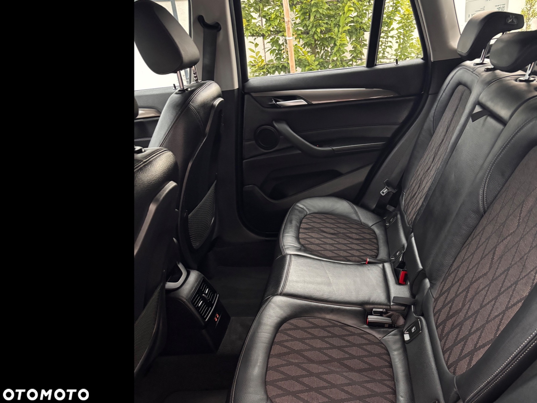 BMW X1 sDrive18i Advantage - 18