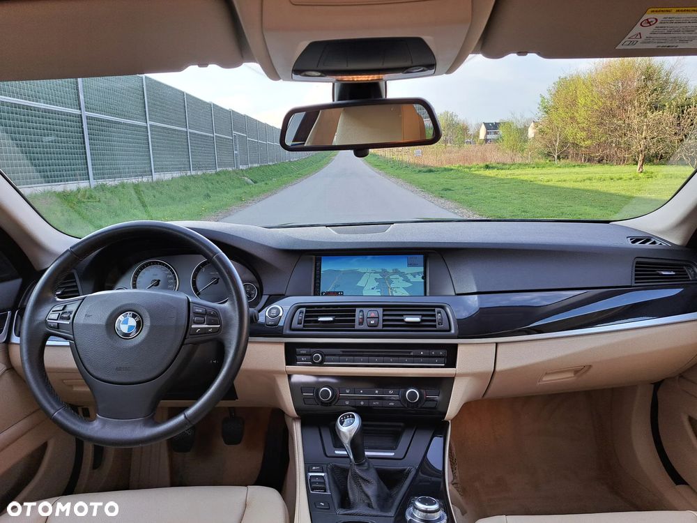 BMW Seria 5 520d Special Edition - 19