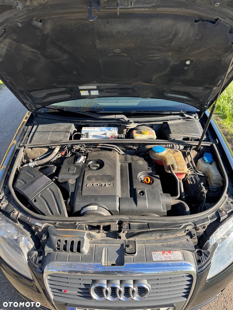 Audi A4 Avant 2.0 TDI - 19