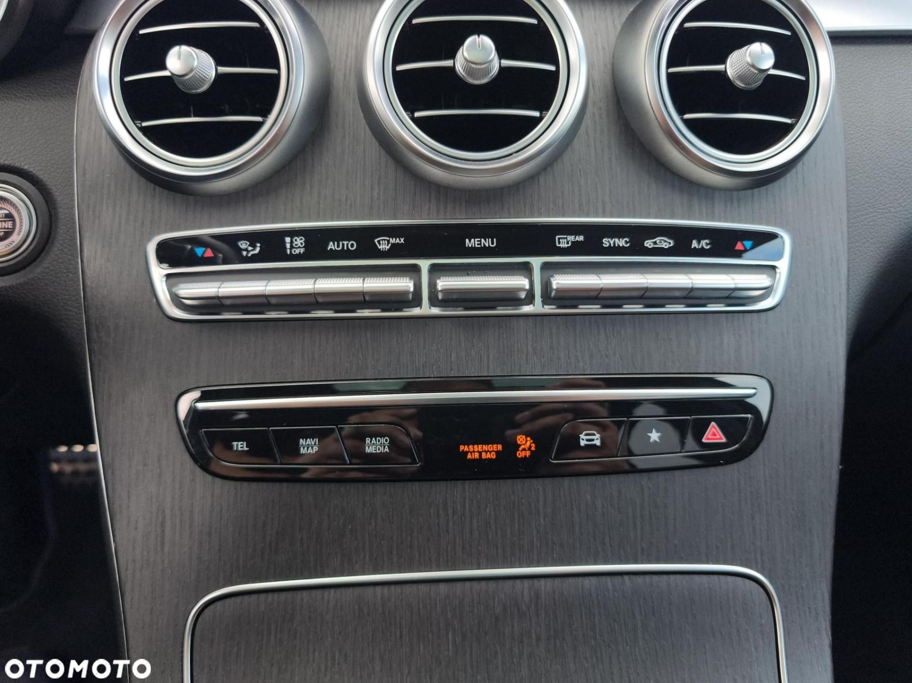 Mercedes-Benz GLC - 19