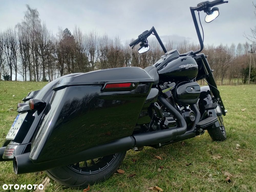 Harley-Davidson Touring Road King - 17