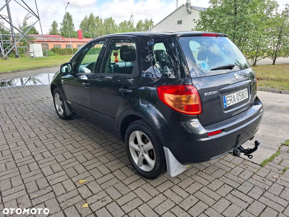 Suzuki SX4 1.9 DDiS 4WD GS / Premium - 3