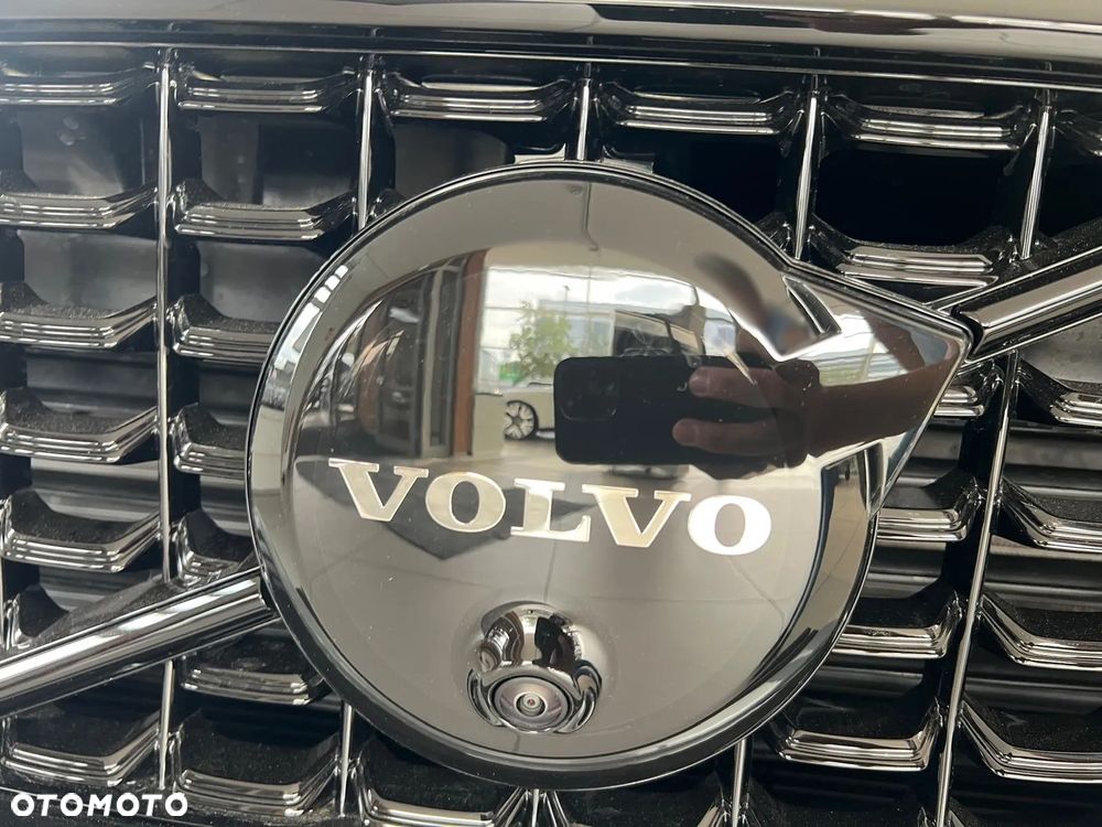 Volvo XC 40 B4 AWD Plus Dark - 29