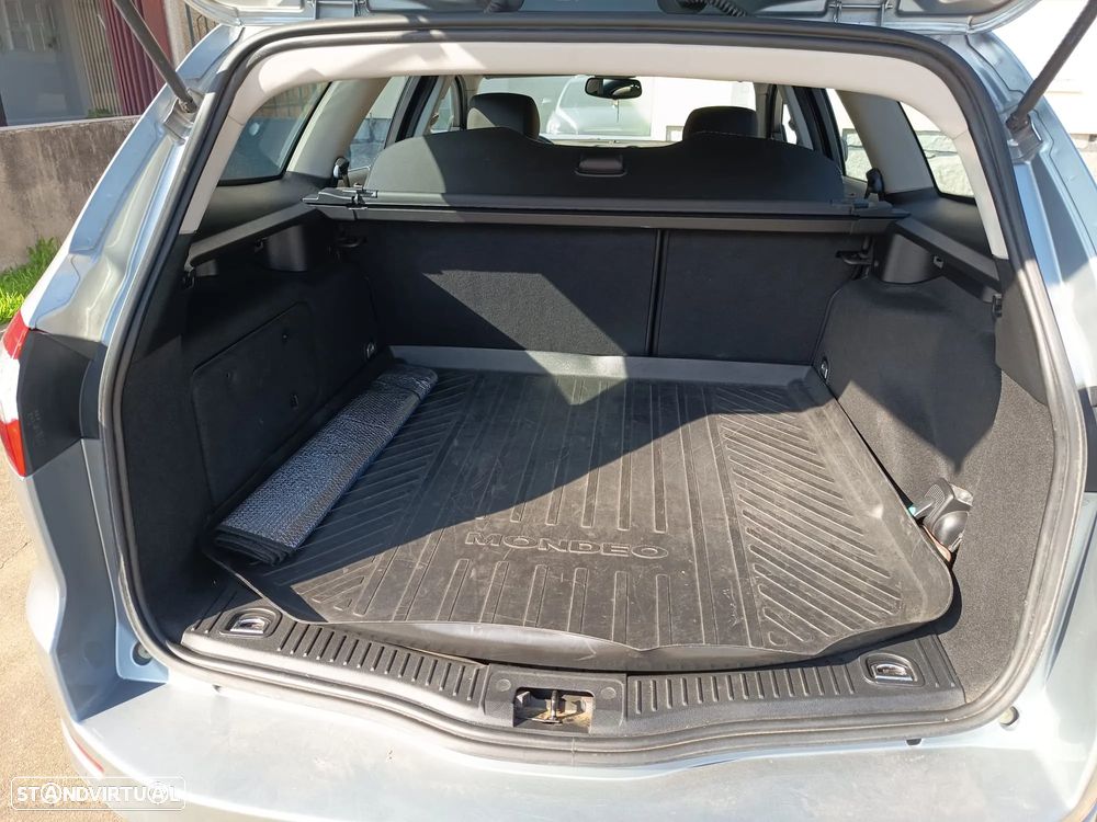 Ford Mondeo SW 1.8 TDCi Titanium - 11